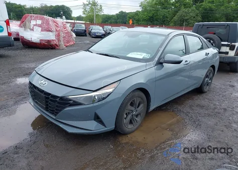 2021 Hyundai Elantra Sel from USA, damaged, VIN KMHLS4AG9MU195388
